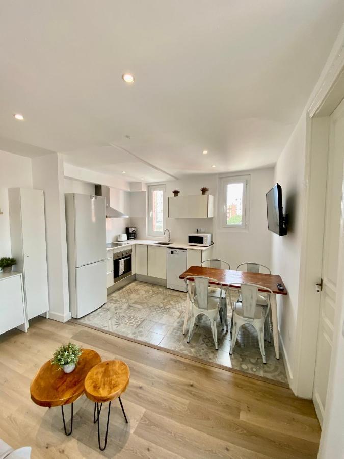 Suite Apartment Anselm Barcelona 科尔内拉德罗布雷加特 外观 照片