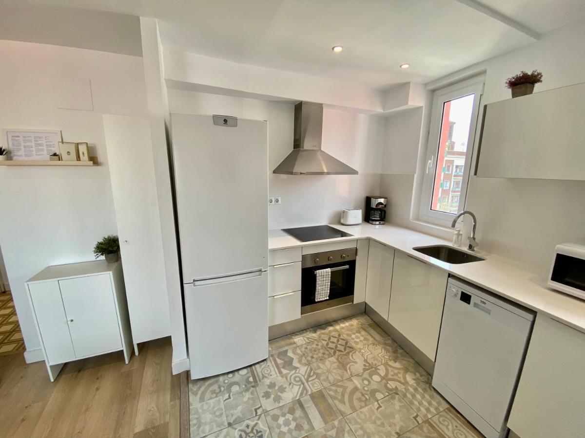 Suite Apartment Anselm Barcelona 科尔内拉德罗布雷加特 外观 照片